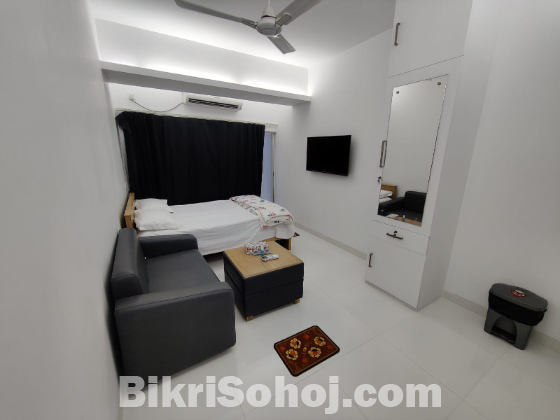 To-Let for One Room Studio Serviced Apartment in Dhaka